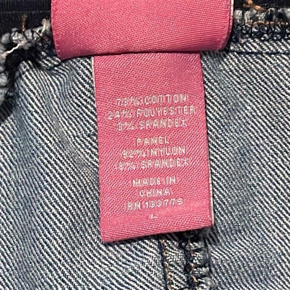 Times 2 Maternity stretch cropped folded hem 5 pocket denim jean - Picture 3 of 4